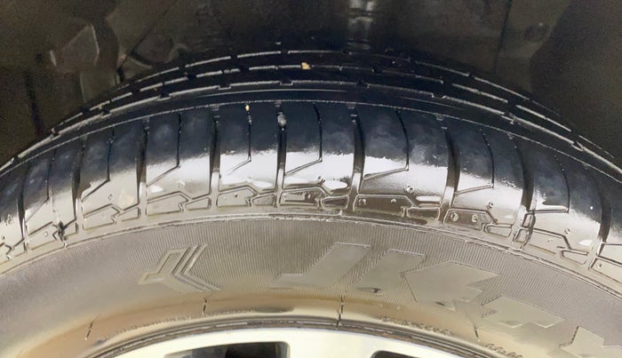 2021 Maruti S Cross ZETA AT 1.5, Petrol, Automatic, 74,349 km, Left Front Tyre Tread