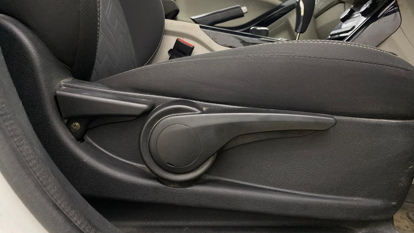 2021 Tata NEXON XZA PLUS SUNROOF DIESEL, Diesel, Automatic, 70,311 km, Driver Side Adjustment Panel