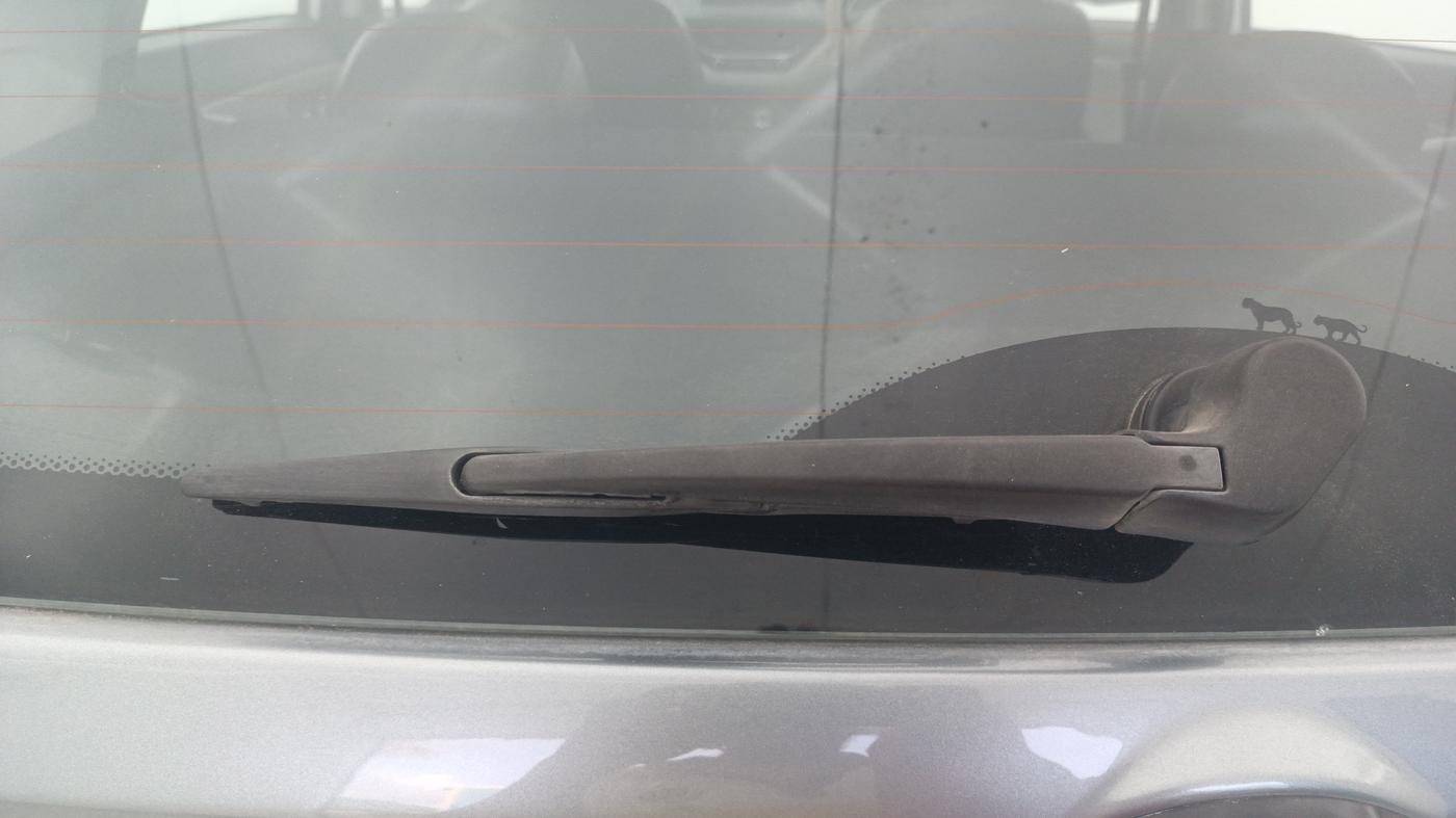 2020 Tata NEXON XZA PLUS SUNROOF DIESEL, Diesel, Automatic, 1,16,060 km, Rear Wiper