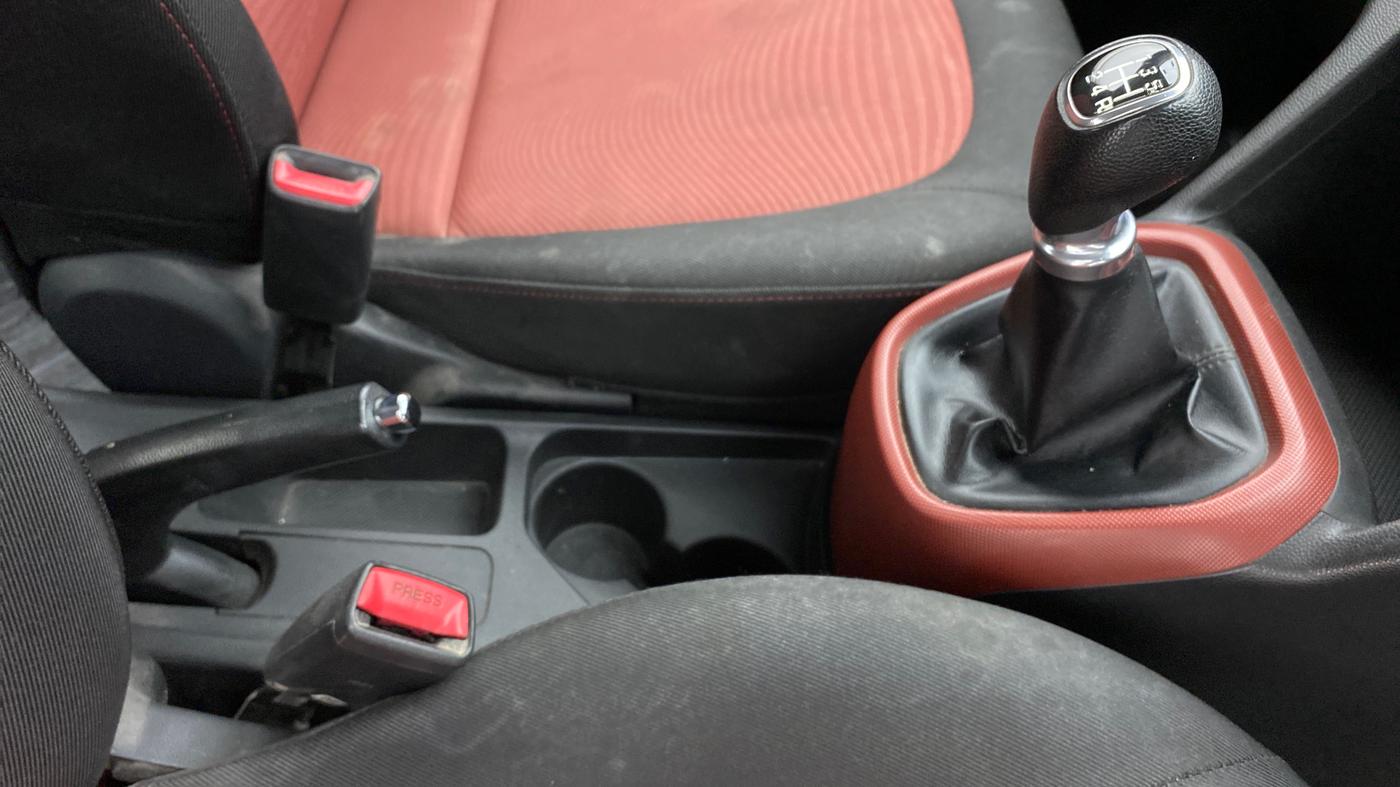 2016 Hyundai Grand i10 1.2 SPORTZ PRIME EDITION VTVT, Petrol, Manual, 75,568 km, Gear Lever