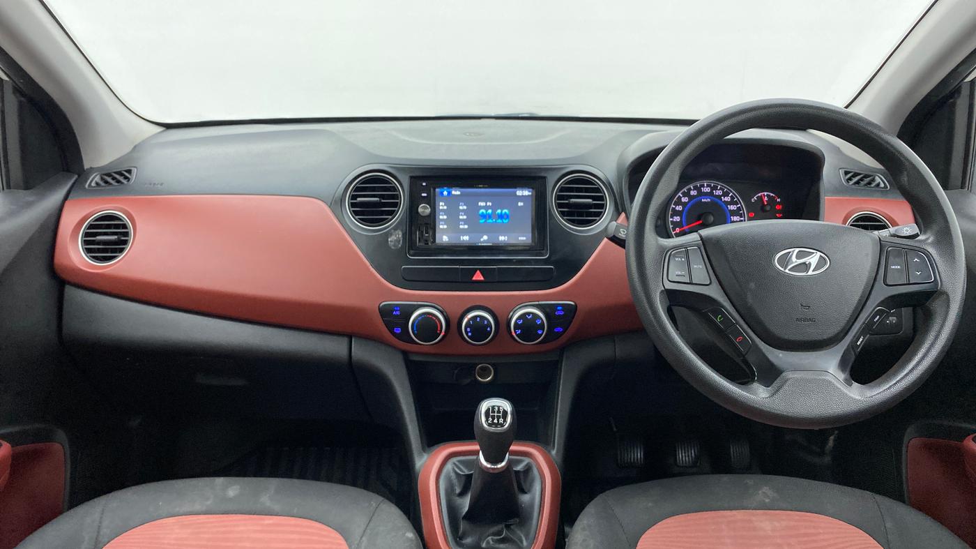 2016 Hyundai Grand i10 1.2 SPORTZ PRIME EDITION VTVT, Petrol, Manual, 75,568 km, Dashboard