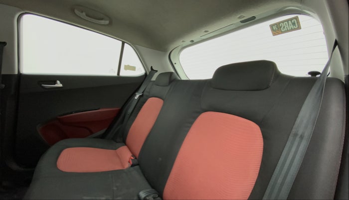 2016 Hyundai Grand i10 1.2 SPORTZ PRIME EDITION VTVT, Petrol, Manual, 75,568 km, Right Side Rear Door Cabin