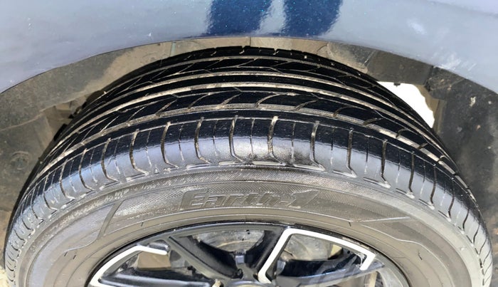 2022 Hyundai GRAND I10 NIOS SPORTZ 1.2 KAPPA VTVT CNG, CNG, Manual, 41,021 km, Left Rear Tyre Tread