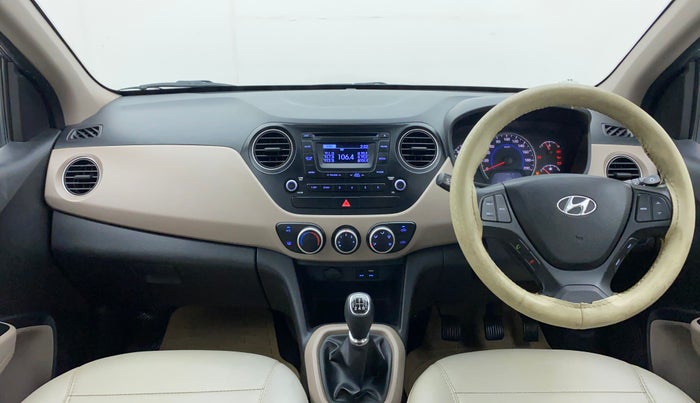 2015 Hyundai Grand i10 SPORTZ 1.2 KAPPA VTVT, Petrol, Manual, 51,290 km, Dashboard