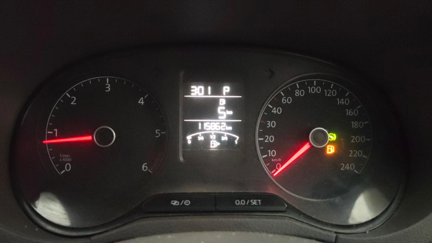 2016 Volkswagen Vento HIGHLINE 1.5 AT, Diesel, Automatic, 1,15,862 km, Odometer Image