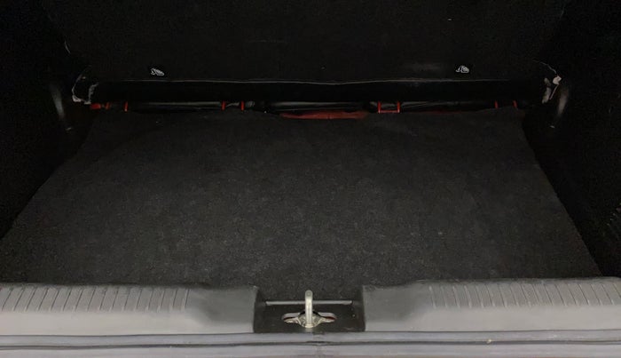 2021 Maruti Swift VXI, Petrol, Manual, 22,860 km, Boot Inside