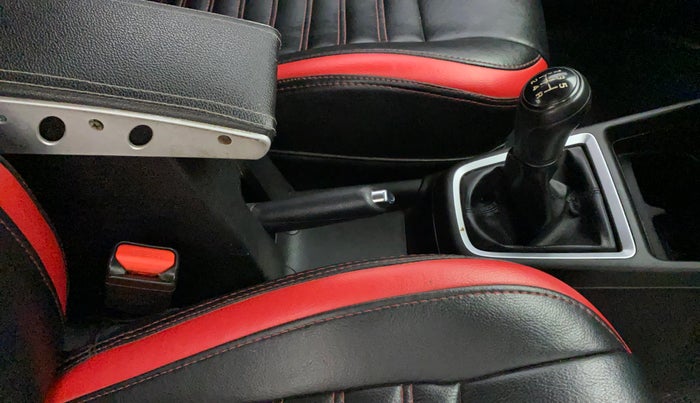 2021 Maruti Swift VXI, Petrol, Manual, 22,860 km, Gear Lever