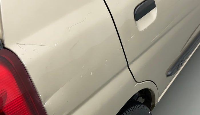 2010 Maruti Alto K10 VXI, Petrol, Manual, 46,074 km, Right quarter panel - Minor scratches