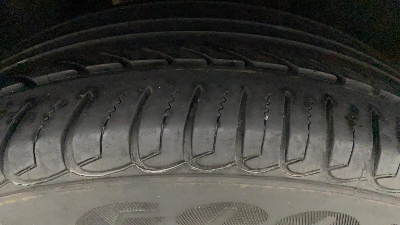 2019 Ford Ecosport TITANIUM + 1.5L DIESEL, Diesel, Manual, 44,724 km, Right Rear Tyre Tread