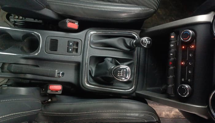 2020 Mahindra Thar LX HARD TOP 4WD MT, Diesel, Manual, 92,952 km, Gear Lever