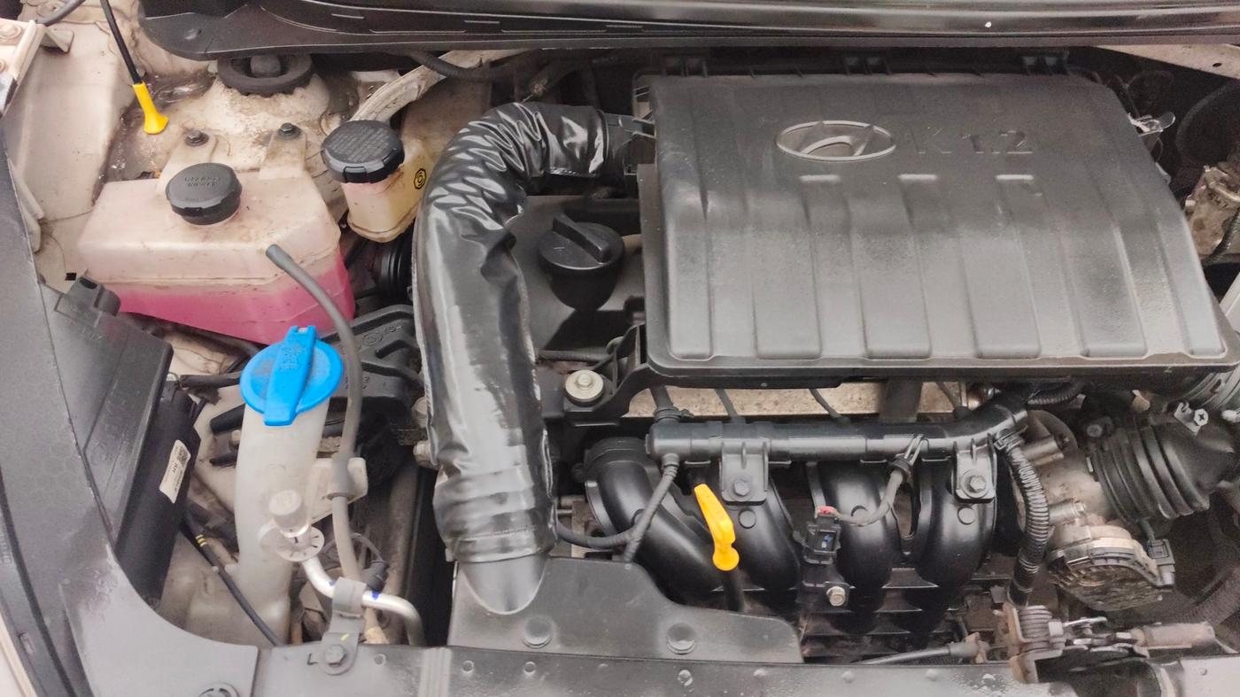2023 Hyundai AURA SX PLUS 1.2 AMT, Petrol, Automatic, 27,624 km, Engine View - Right