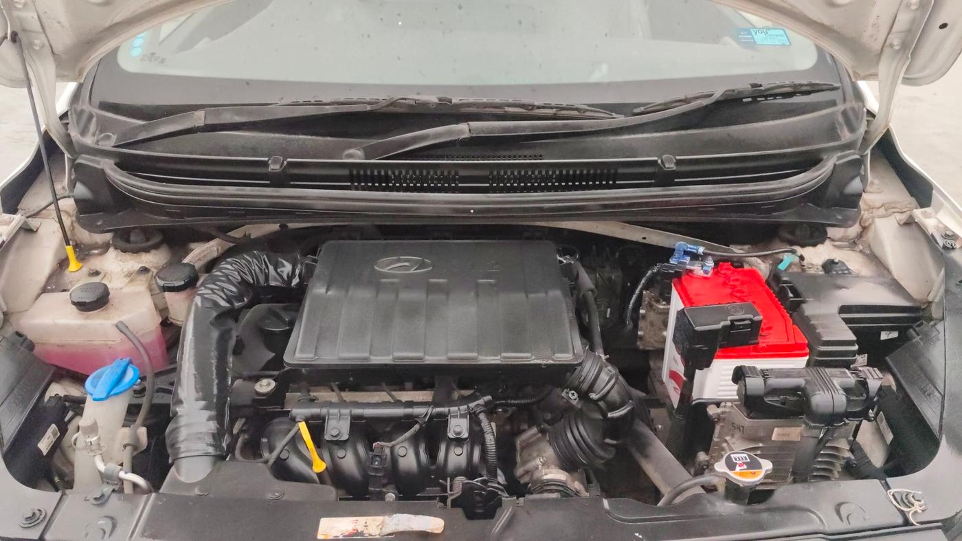 2023 Hyundai AURA SX PLUS 1.2 AMT, Petrol, Automatic, 27,624 km, Engine View