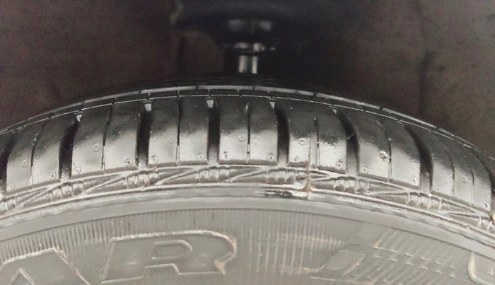 2018 Hyundai Grand i10 MAGNA 1.2 KAPPA VTVT, Petrol, Manual, 29,866 km, Right Front Tyre Tread