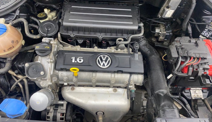 2014 Volkswagen Vento HIGHLINE 1.6 MPI, Petrol, Manual, 1,05,619 km, Engine View