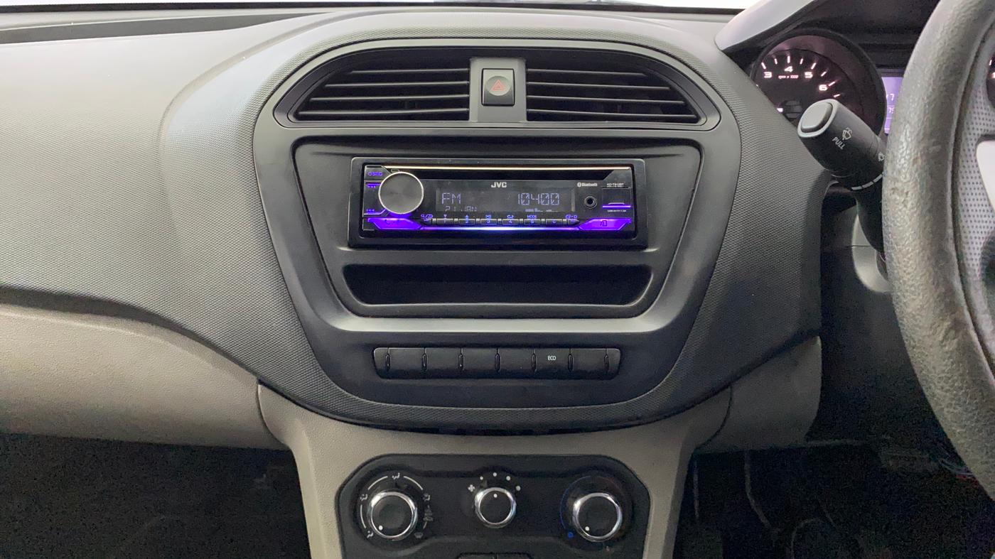 2016 Tata Tiago XE PETROL, Petrol, Manual, 71,737 km, Air Conditioner