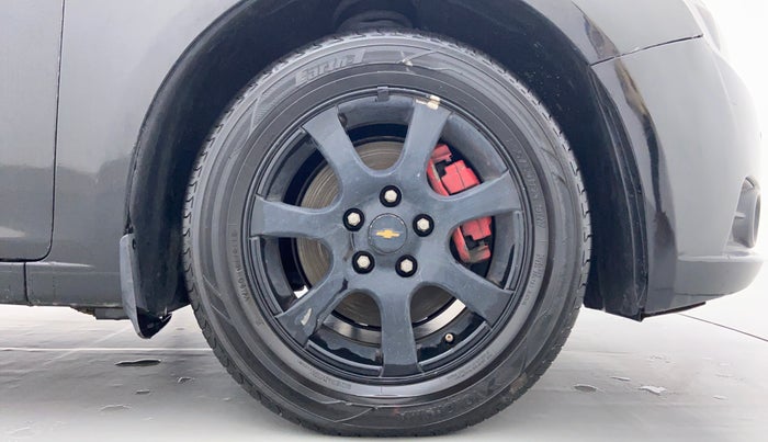 2012 Chevrolet Cruze LTZ AT, Diesel, Automatic, 62,288 km, Right Front Tyre