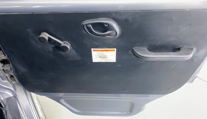 2019 Maruti Eeco 5 STR CNG WITH AC PLUSHTR, CNG, Manual, 63,880 km, Driver Side Door Panels Control