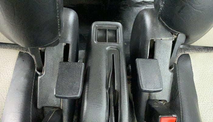 2019 Maruti Eeco 5 STR CNG WITH AC PLUSHTR, CNG, Manual, 63,880 km, Driver Side Adjustment Panel