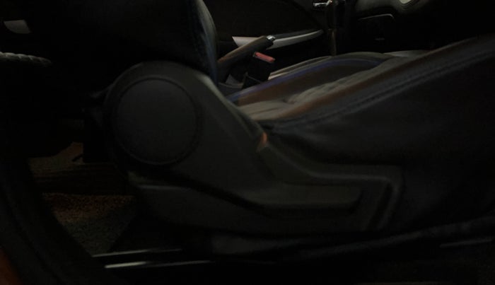 2018 Maruti Baleno DELTA PETROL 1.2, Petrol, Manual, 58,303 km, Driver Side Adjustment Panel