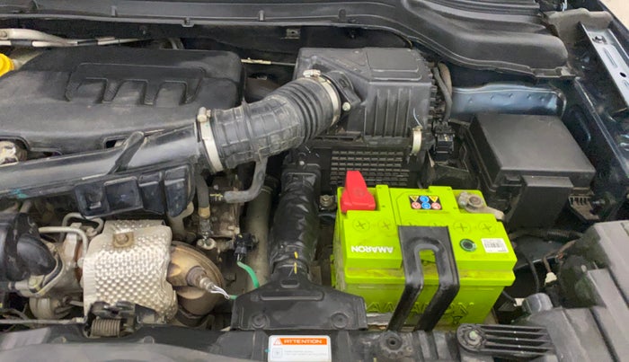2021 Mahindra XUV300 W8 (O) 1.2 PETROL AMT, Petrol, Automatic, 45,205 km, Engine View - Left