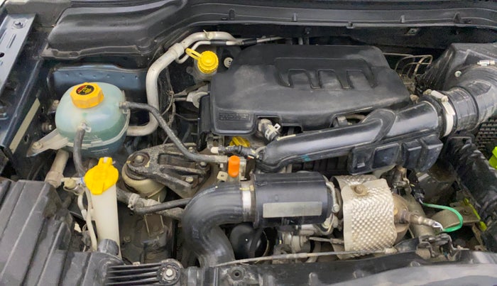 2021 Mahindra XUV300 W8 (O) 1.2 PETROL AMT, Petrol, Automatic, 45,205 km, Engine View - Right