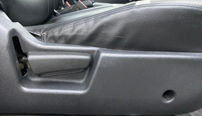 2020 Maruti Alto LXI, Petrol, Manual, 24,971 km, Driver Side Adjustment Panel