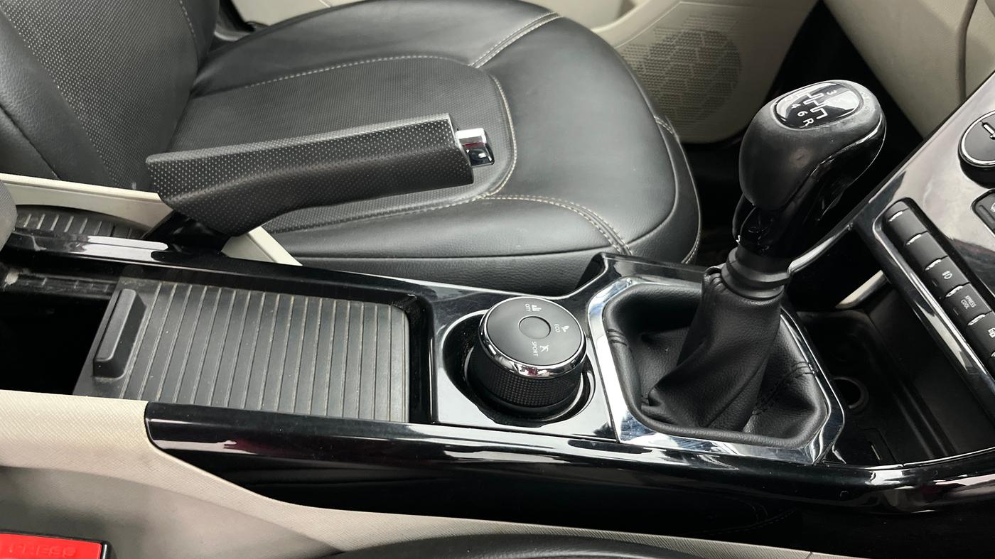 2022 Tata NEXON XZ PLUS (HS) PETROL, Petrol, Manual, 75,928 km, Gear Lever