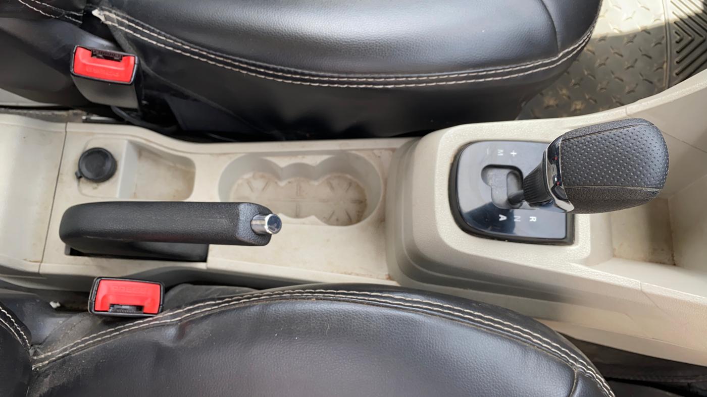 2023 Tata TIGOR XZA PLUS PETROL, Petrol, Automatic, 28,690 km, Gear Lever