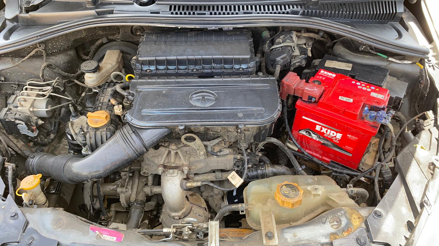 2023 Tata TIGOR XZA PLUS PETROL, Petrol, Automatic, 28,690 km, Engine View - Left