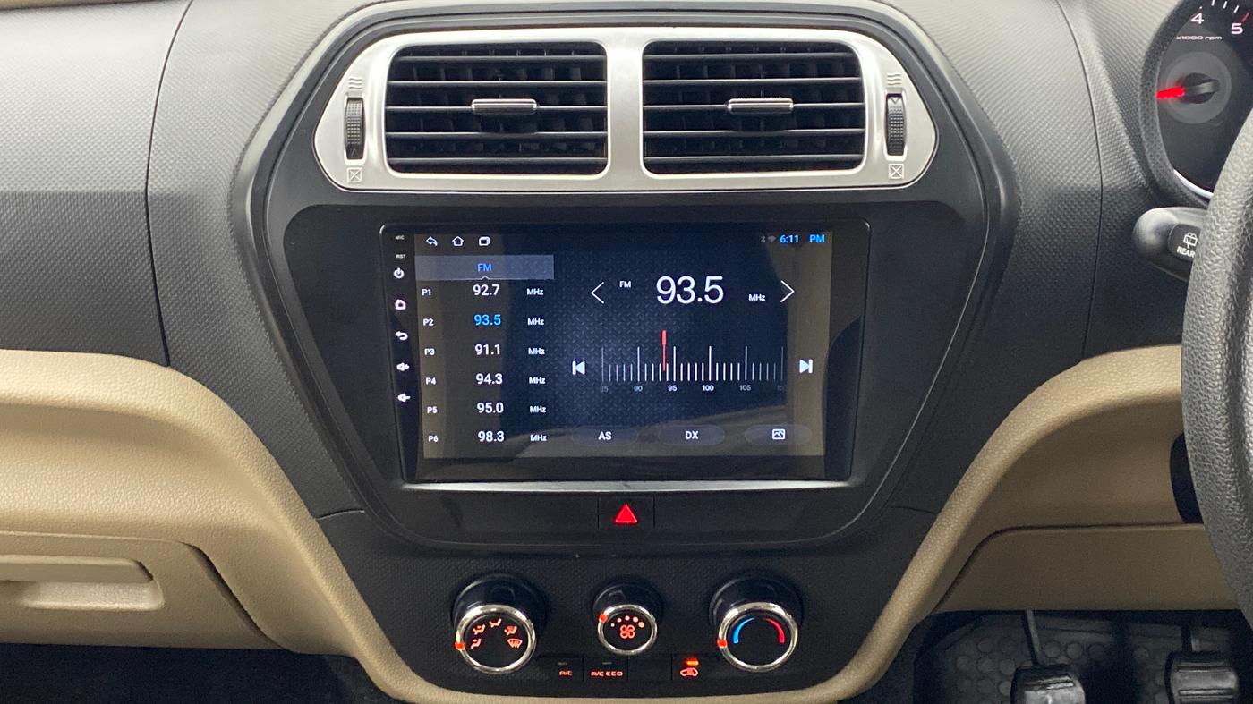 2016 Mahindra TUV300 T8, Diesel, Manual, 43,447 km, Air Conditioner