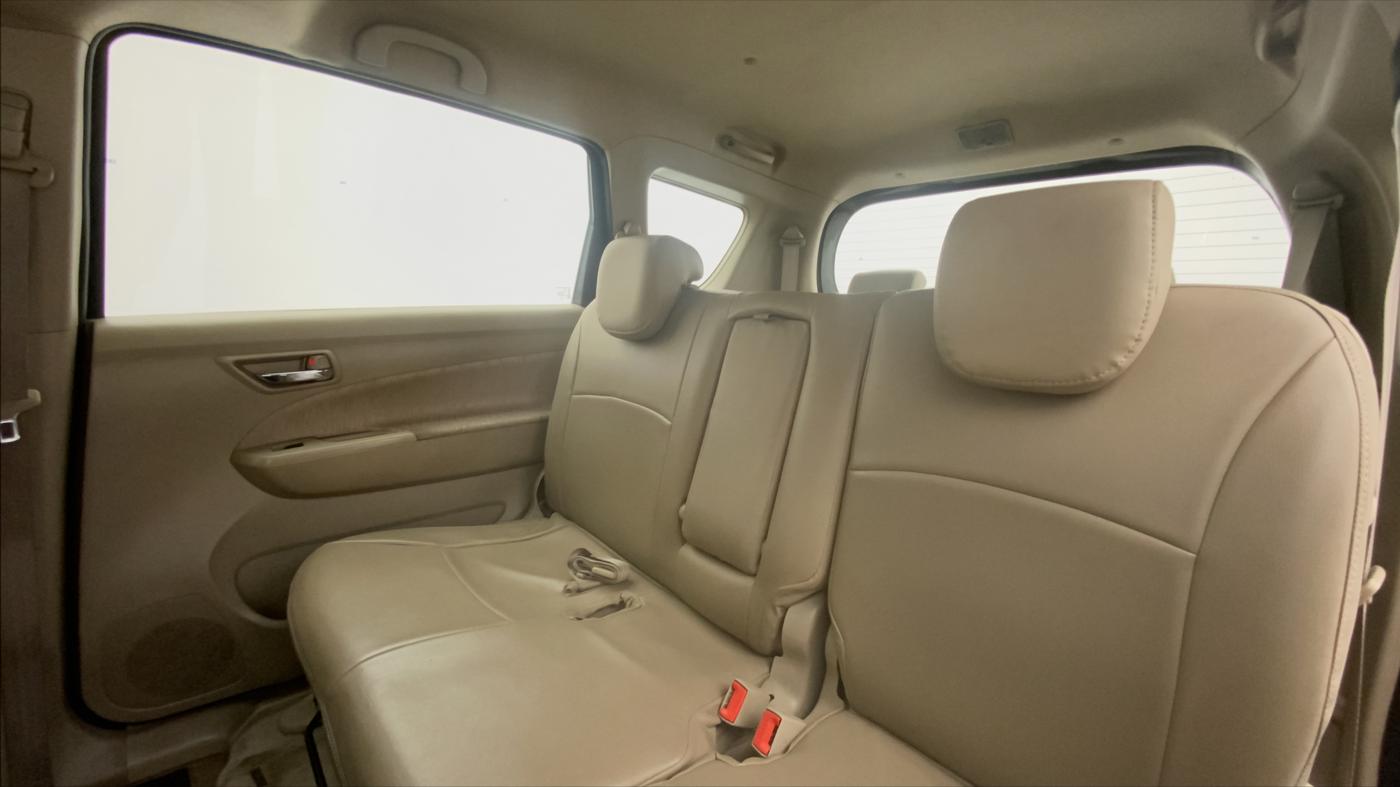 2013 Maruti Ertiga ZXI, Petrol, Manual, 56,338 km, Right Side Rear Door Cabin