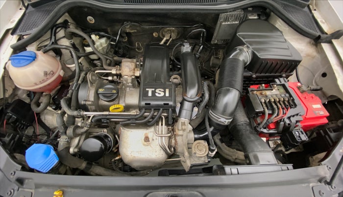 2014 Volkswagen Polo GT TSI 1.2 PETROL AT, Petrol, Automatic, 42,479 km, Open Bonet