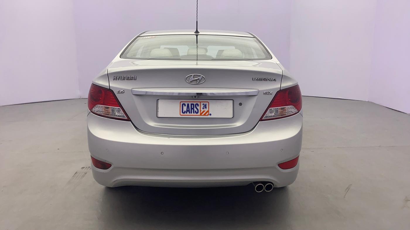 2012 Hyundai Verna FLUIDIC 1.6 VTVT SX, Petrol, Manual, 80,983 km, Back/Rear