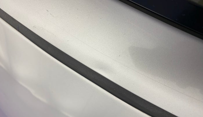 2012 Hyundai Verna FLUIDIC 1.6 VTVT SX, Petrol, Manual, 80,983 km, Left A pillar - Slightly dented