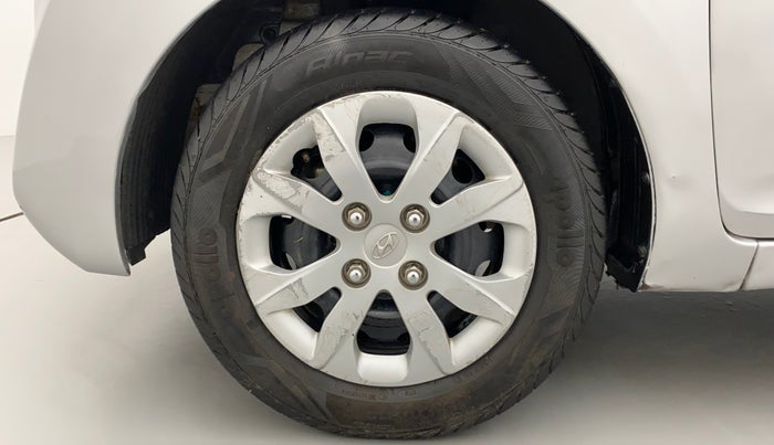 2016 Hyundai Eon MAGNA +, Petrol, Manual, 42,165 km, Left Front Wheel