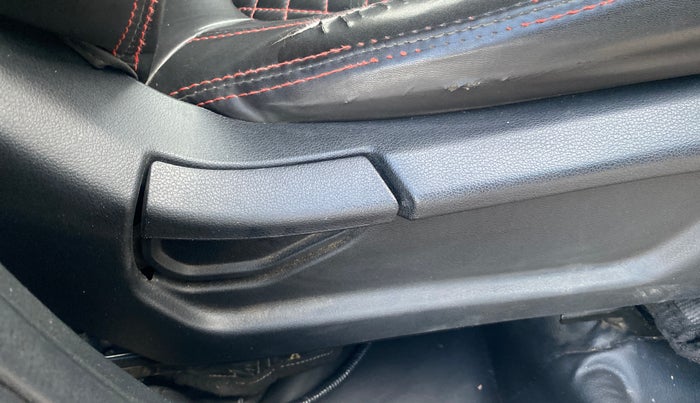 2021 Hyundai VENUE S 1.2, Petrol, Manual, 50,845 km, Driver Side Adjustment Panel