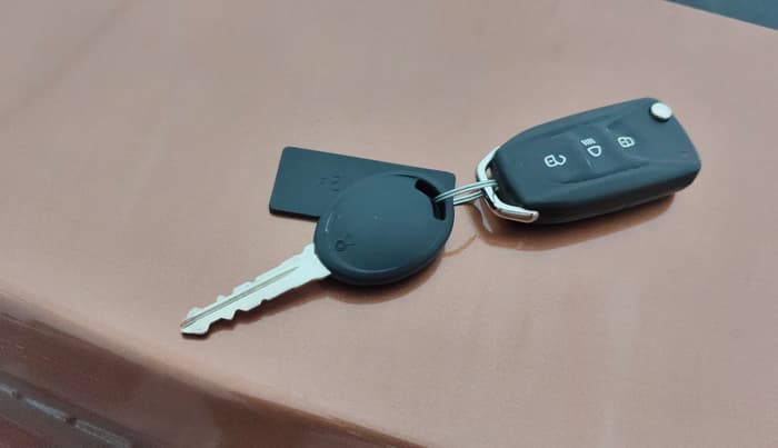 2017 Tata TIGOR XZ (O) PETROL, Petrol, Manual, 54,989 km, Key Close Up