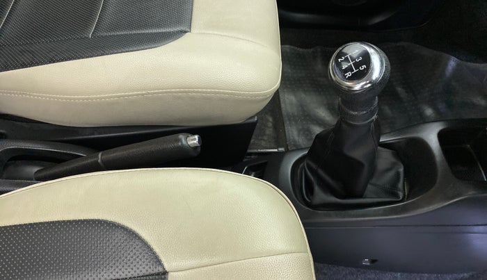 2014 Maruti Wagon R 1.0 VXI, Petrol, Manual, 54,168 km, Gear Lever