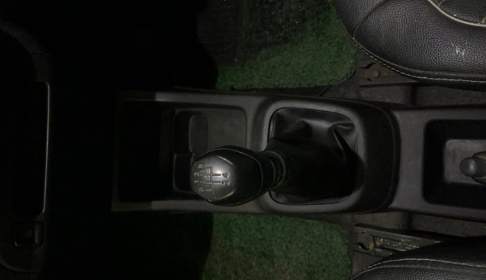 2018 Renault Kwid RXL, Petrol, Manual, 52,175 km, Gear Lever