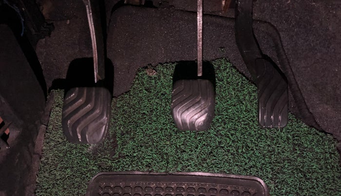 2018 Renault Kwid RXL, Petrol, Manual, 52,175 km, Pedals