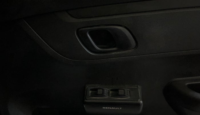2018 Renault Kwid RXL, Petrol, Manual, 52,175 km, Driver Side Door Panels Control