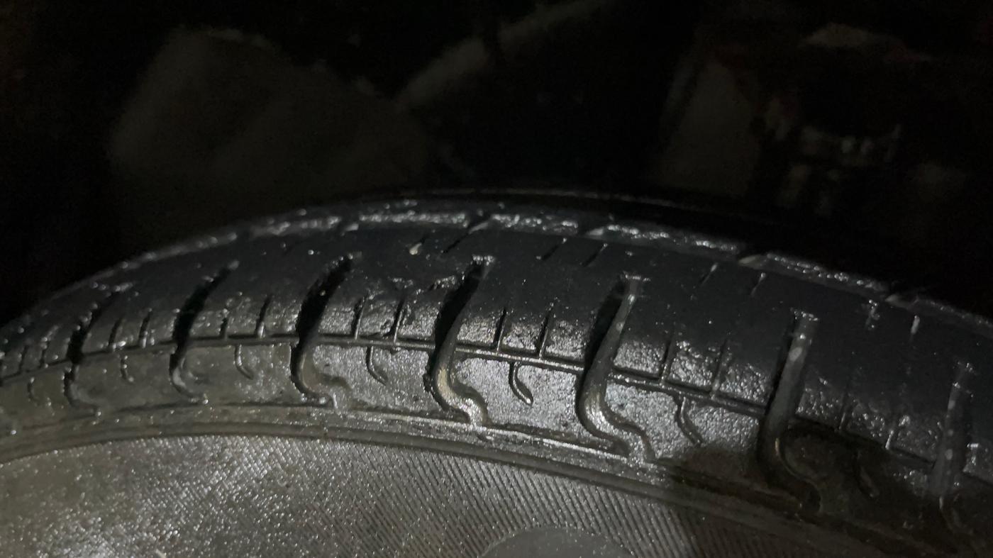 2018 Renault Kwid RXL, Petrol, Manual, 51,993 km, Right Front Tyre Tread