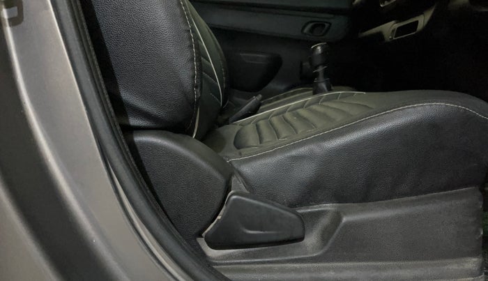 2018 Renault Kwid RXL, Petrol, Manual, 52,175 km, Driver Side Adjustment Panel