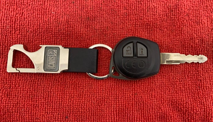 2017 Maruti Dzire VXI AMT, Petrol, Automatic, 32,006 km, Key Close Up