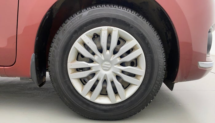 2017 Maruti Dzire VXI AMT, Petrol, Automatic, 32,006 km, Right Front Wheel