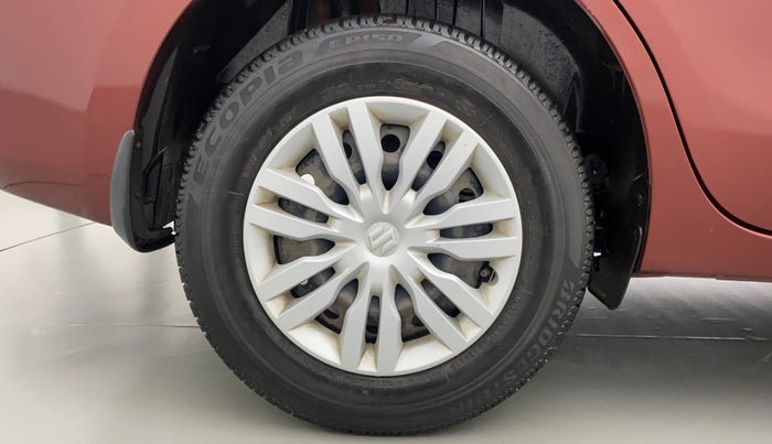 2017 Maruti Dzire VXI AMT, Petrol, Automatic, 32,006 km, Right Rear Wheel