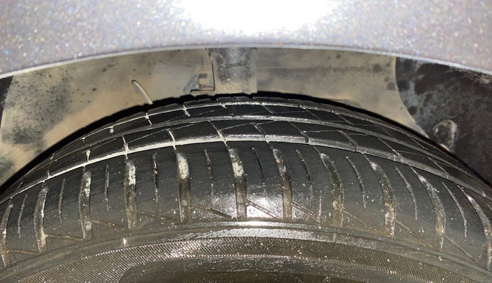 2022 Hyundai GRAND I10 NIOS SPORTZ 1.2 KAPPA VTVT, Petrol, Manual, 39,827 km, Right Front Tyre Tread