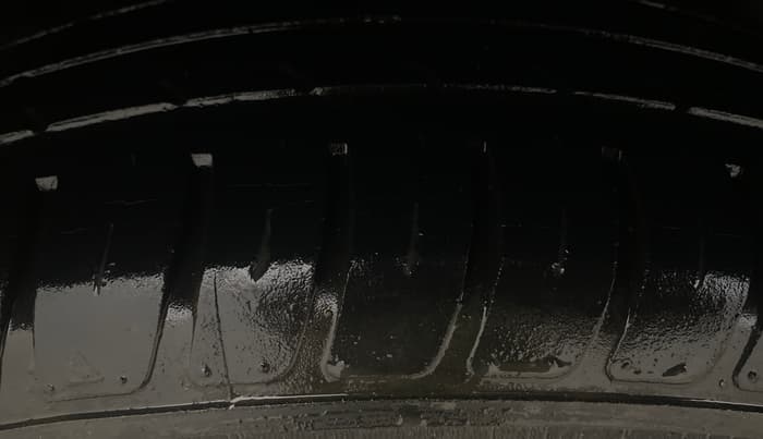 2021 Maruti Swift VXI, CNG, Manual, 52,040 km, Right Rear Tyre Tread