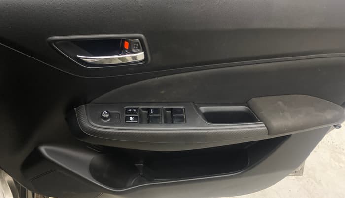 2021 Maruti Swift VXI, CNG, Manual, 52,040 km, Driver Side Door Panels Control