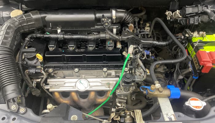 2021 Maruti Swift VXI, CNG, Manual, 52,040 km, Engine View